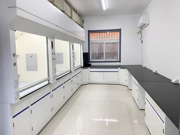 調(diào)節(jié)門(mén)會(huì)對(duì)通風(fēng)柜的氣流產(chǎn)生什么影響